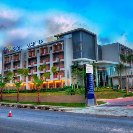 بانكالبنانغْ Soll Marina Hotel & Conference Center Bangka المظهر الخارجي الصورة